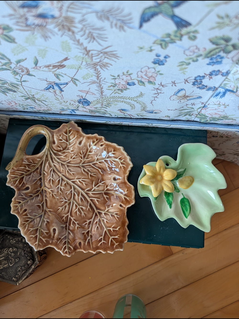 Vtg Leaf-Shaped Ceramic Dishes